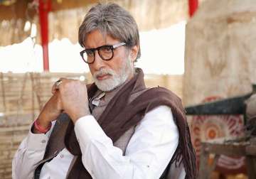 security upped at big b saif homes before aarakshan release