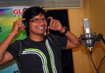 shaan lashes out at kolaveri di says it s nonsense stuff