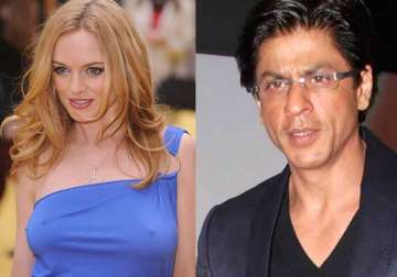shah rukh offers heather graham a role in bollywood