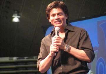 shah rukh to perform in muscat on v day eve