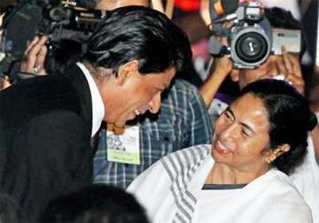 shahrukh declares he is a big fan of mamata
