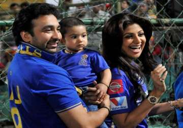 shilpa shetty to wants be a child again view pics
