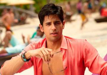 sidharth malhotra to train in mixed martial arts for warrior remake