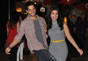 sidharth and parineeti weren t allowed to meet prior hasee toh phasee shoot