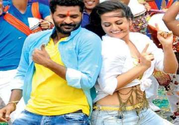 sonakshi prabhu deva to do a special song in oh my god