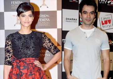 sonam kapoor ditches director punit malhotra is dating a model