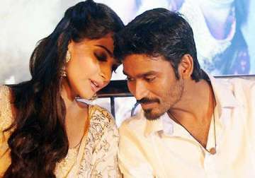 sonam persuaded dhanush for beauty soap ad