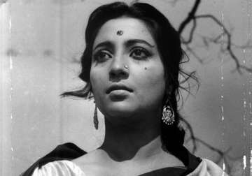 suchitra sen much better but not out of danger