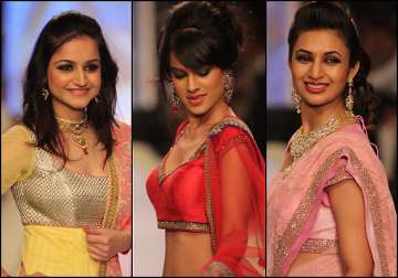 telly bahus walk the ramp for iijw 2013