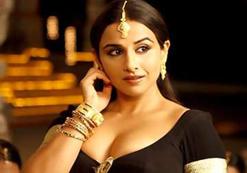 vidya balan hospitalized discharged after two days