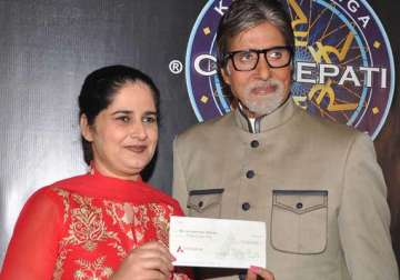 kbc 6 gets it rs.5 cr winner big b admires sunmeet kaur