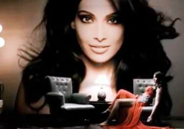 raaz 3 bipasha shines in brutal supernatural take on bollywood rat race