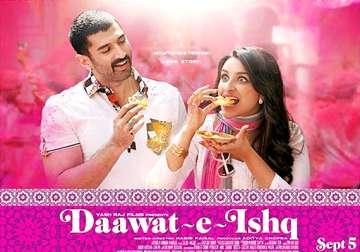 dawaat e ishq first look out meet foody parineeti and desi aditya