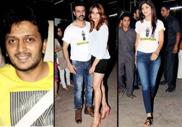 dishkiyaaon special screening harman bipasha arrive together shilpa dances at the event see inside pics