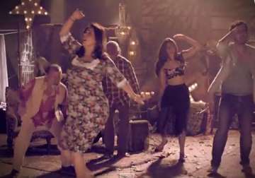 finding fanny fanny re song review perfect off beat track for an off beat film