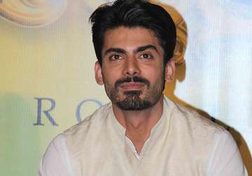 fawad s debut will help pakistani actors in bollywood aamina