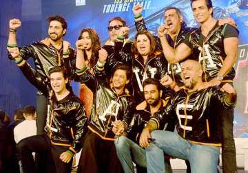 happy new year trailer launch srk deepika and the team blast it out see pics