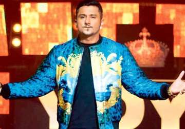 honey singh injured on india s raw star set