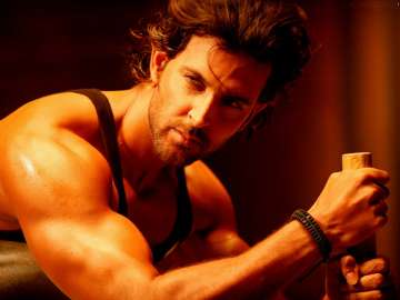 celebrities wish hrithik roshan on birthday