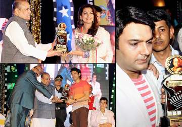 kapil sharma juhi farhan receive dadasaheb phalke academy award see pics