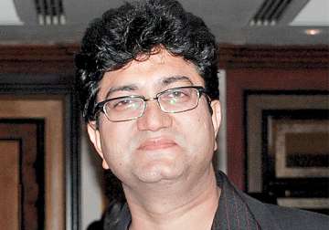 growth oriented sensitive budget prasoon joshi