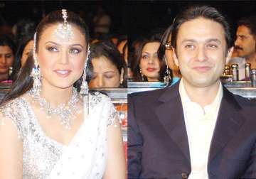 preity zinta molestation case is underworld trying to help preity against ness wadia