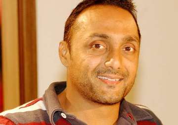 rahul bose up for fight against dengue