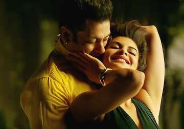 kick hangover song review salman jacqueline make a fairytale couple truly mesmerizing watch video
