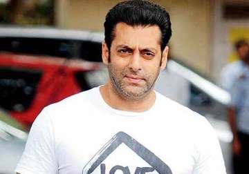 salman khan shoots kick s climax in poland