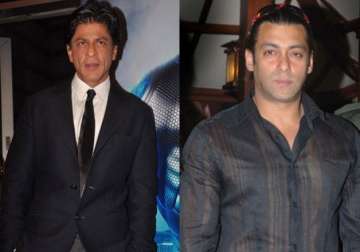 is there a cold war going on between shah rukh and salman khan