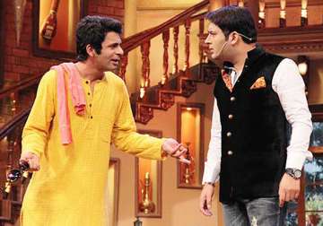 now sunil grover to play kapil sharma s father in law