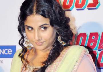 vidya enjoys being detective in bobby jasoos launches trailer see pics