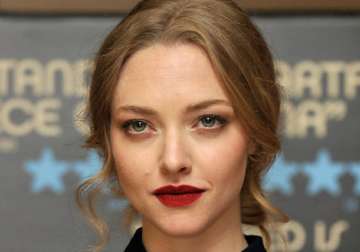 amanda seyfried to croon in ted 2