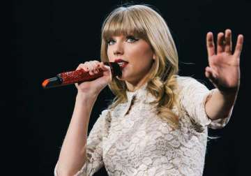 being single magical adventure says taylor swift