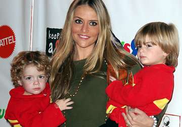 brooke mueller to meet sons under supervision