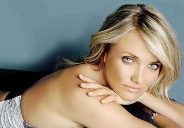 cameron diaz is attracted towards a lady