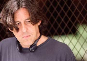 cameron crowe fulfills dj dreams as director