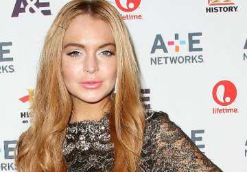 celebs should seek longer treatment says lohan s rehab ceo