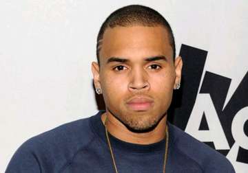 chris brown sentenced to 1 000 hours community service