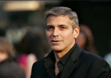 clooney shoots wwii film