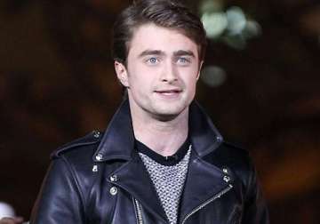 daniel radcliffe suffers spinal problems