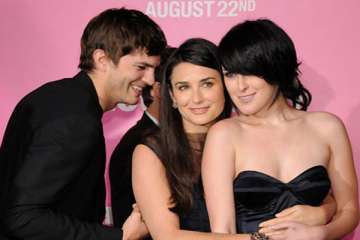 demi moore reconciles with daughter