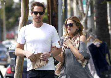 drew barrymore expecting second child