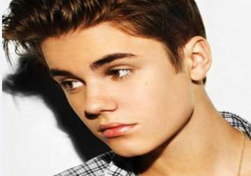 drugs found on justin bieber s tour bus