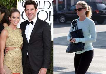 emily blunt gifted diamond necklace by husband john krasinski on daughter s birth