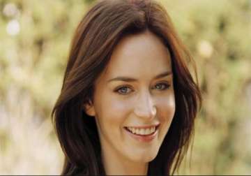 emily blunt reunites with meryl streep excited