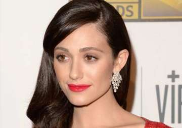 emmy rossum saves hit and run victim