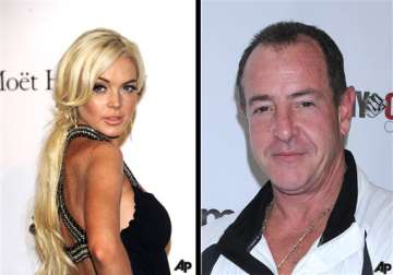 lindsay lohan s father arrested in us