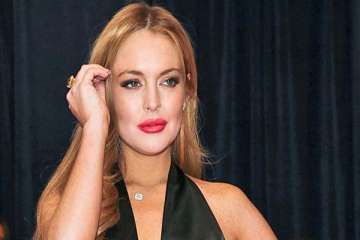 friends worried about lohan
