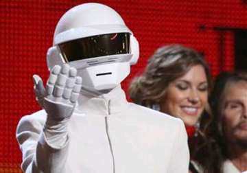 grammys 2014 daft punk s get lucky get record of year award